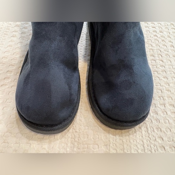 Muk Luks Women’s Tatum Bootie’s - Size 10 NWOB - Picture 5 of 9